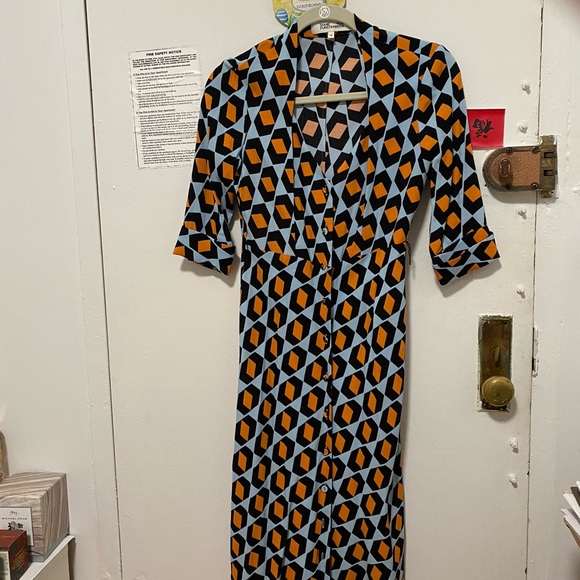 Diane Von Furstenberg, wrap dress, 00 - Picture 9 of 9